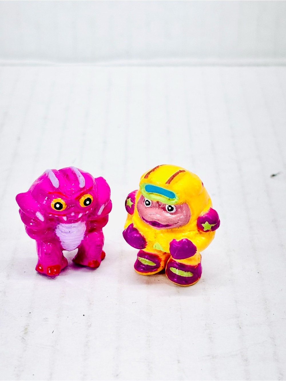 Snailiens Sparks Snailmate For Roosevelt Figure Mini 1" Toy 1990’s Rare Lot Of 2